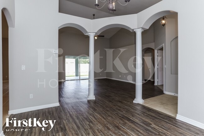 Photo - 4648 Huron Bay Cir