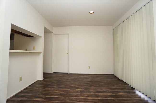 6602 Harbor Town Dr Unit 808