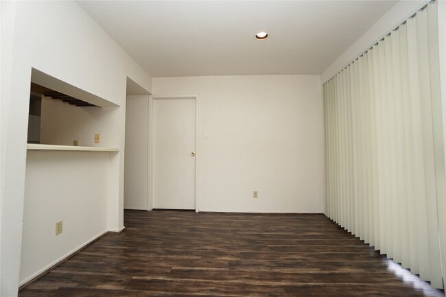 Photo - 6602 Harbor Town Dr Unit 808
