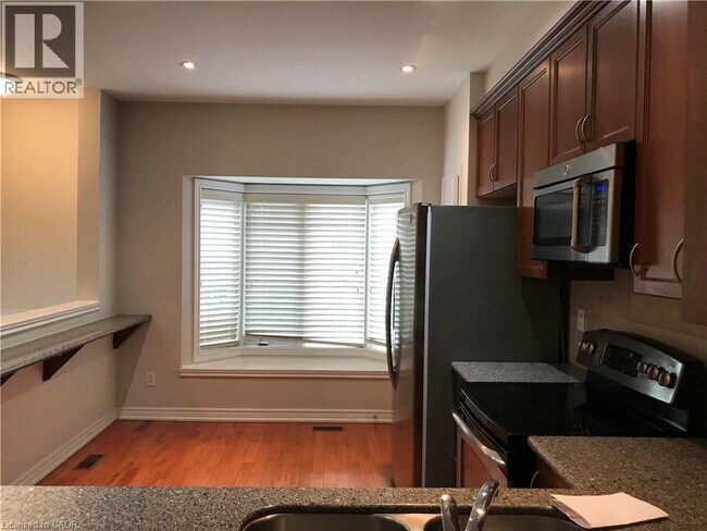 Photo - 4294 Ingram Common