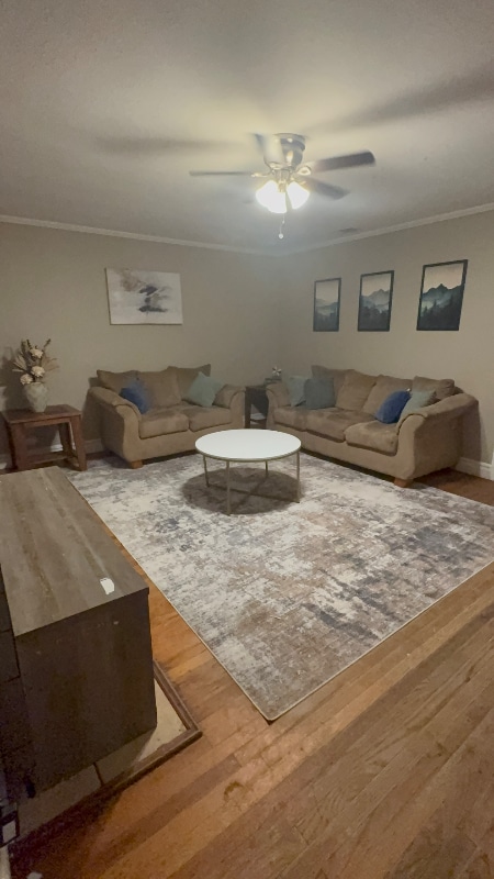 Building Photo - 1211 W 3rd St