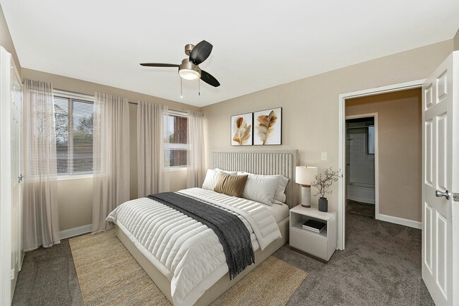 21-IMG_2787 - South Pointe Apartments