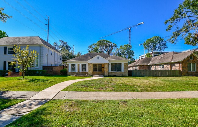 Photo - 1932 Canterbury St