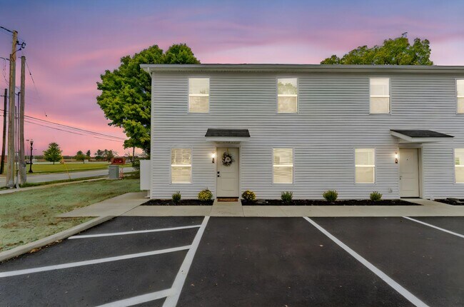 Photo - 382 N Franklin St