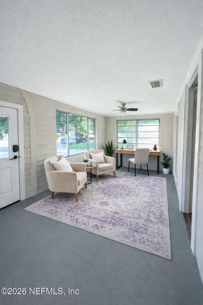 Photo - 226 E 15th St