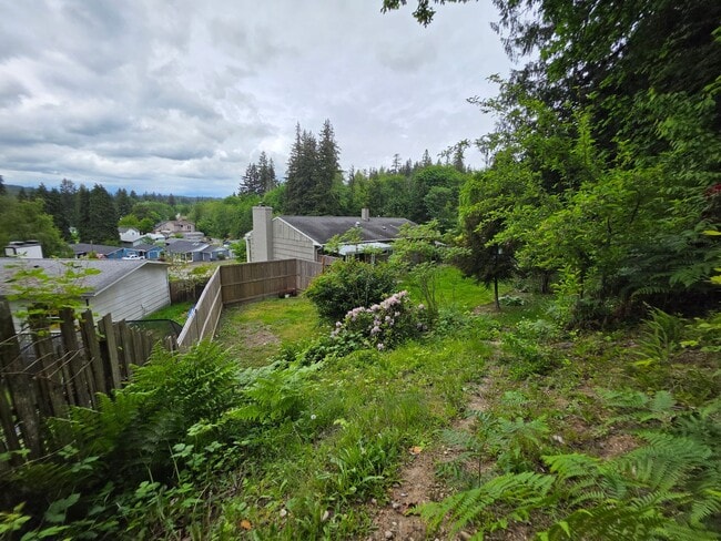 Photo - Central Kitsap Home with Large Fenced Yard Close to Shopping, Base, & Kitsap Lake
