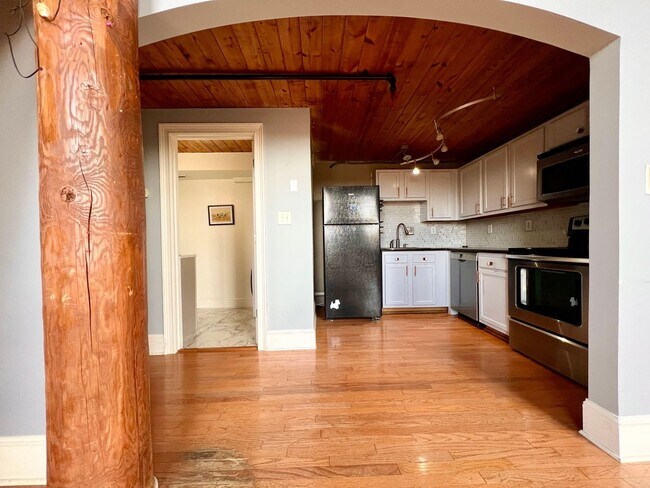 Photo - Stunning 2BR/1BA  Condo in Charlotte!!