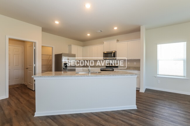 Photo - 714 Woody Dr