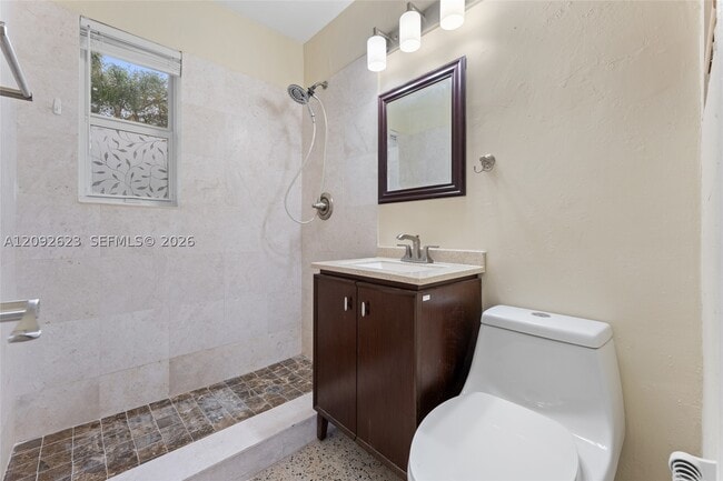 6820 SW 77th Terrace