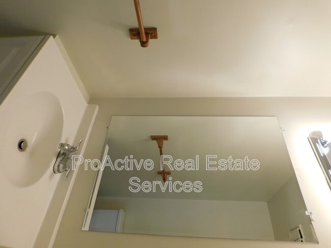 Photo - 215 Greenbrier Ave