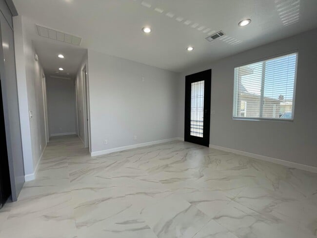 Photo - 15410 Firmona Ave