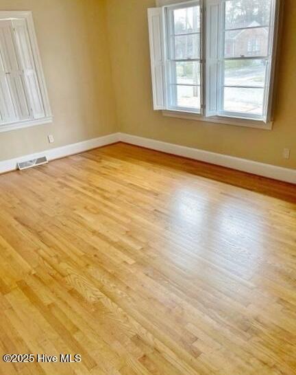 Photo - 211 Nichols Dr