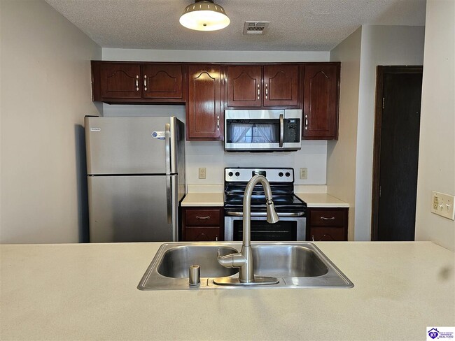 Photo - 508 Independence Ct