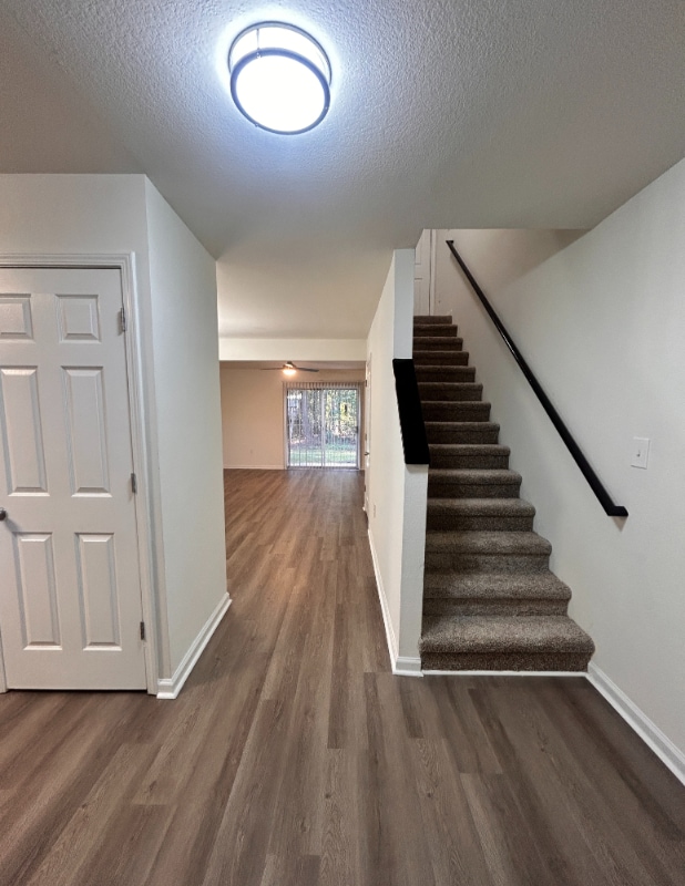 Photo - 1021 Fords Pointe Cir