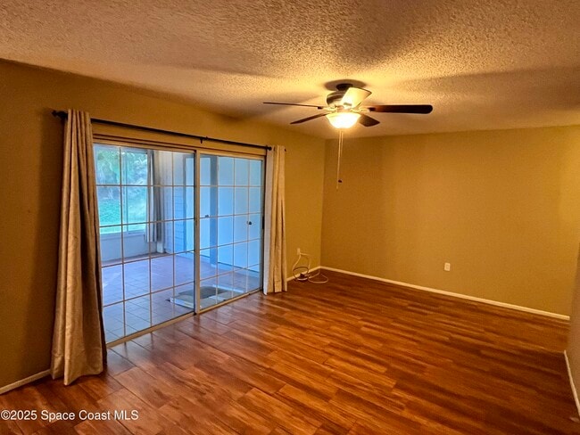 Photo - 4591 Beck Lake Trail Unit 1-117