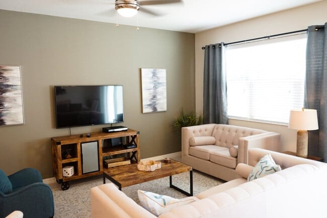 Building Photo - 5148 Crown Hvn Dr Unit ID1248260P Rental