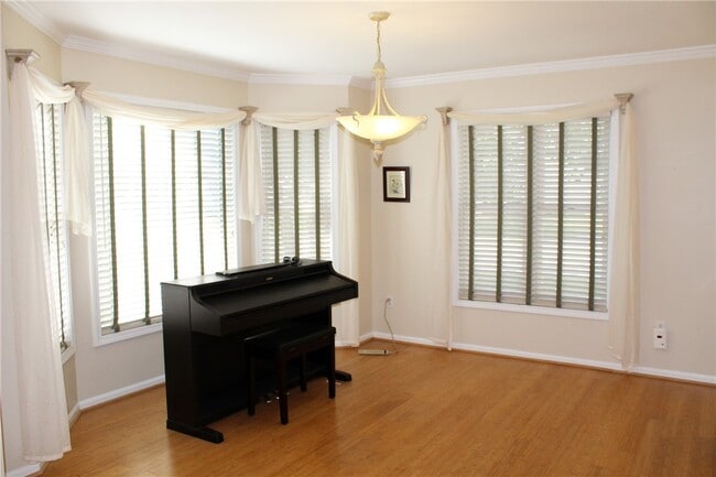 Photo - 121 Brittany Cir