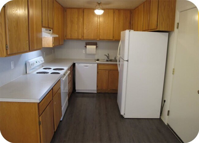 Photo - **Winter Special** 2 bed 1 bath duplex