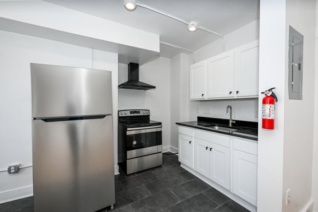 Photo - 1384 W 83rd St Unidad 406