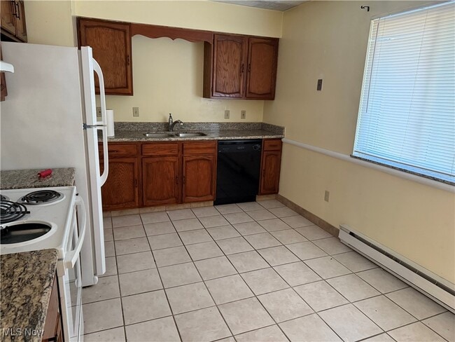 Photo - 3695 Indian Run Dr Unit 8