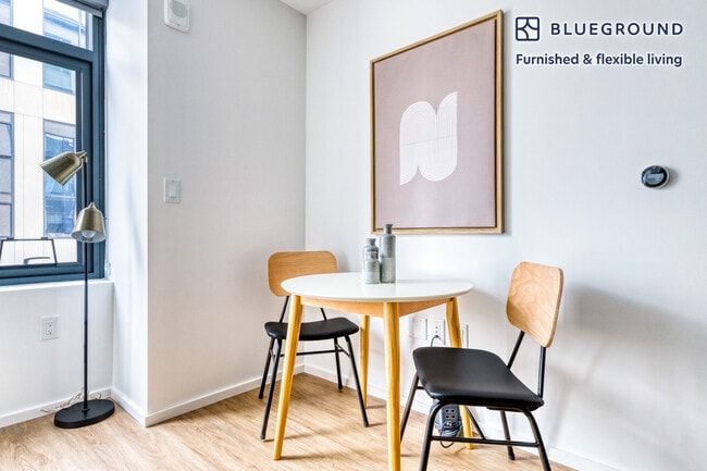 Photo - 345 Harrison Ave Unidad FL11-ID542