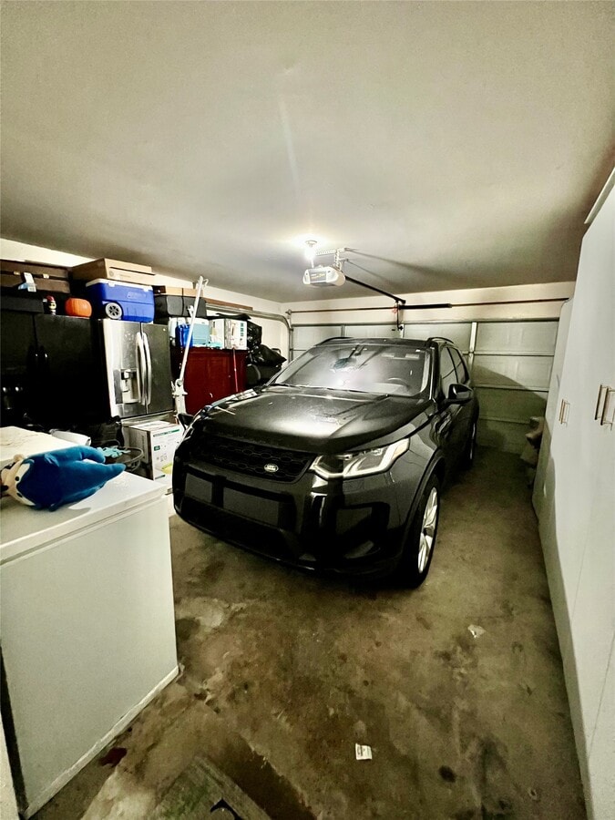 Photo - 9610 Serenata Ct