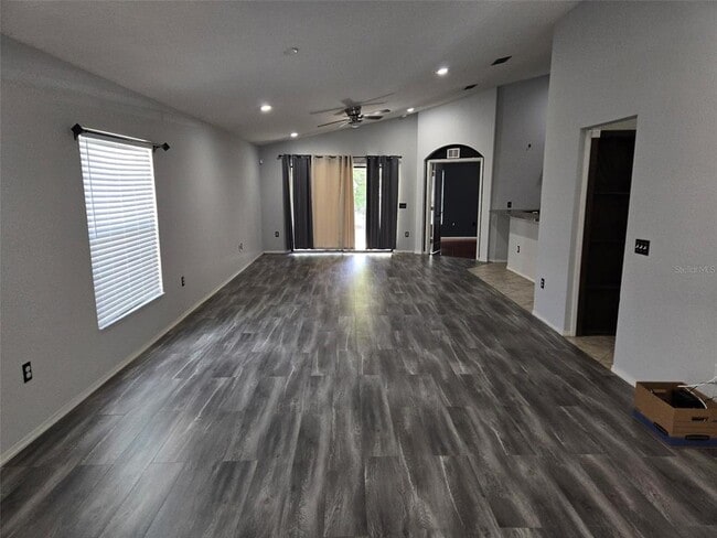 Photo - 2235 Lakeridge Dr