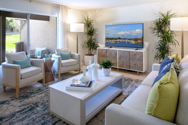 Deerfield Apartment Homes