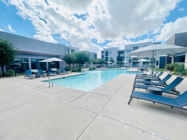 Building Photo - Grayson Place