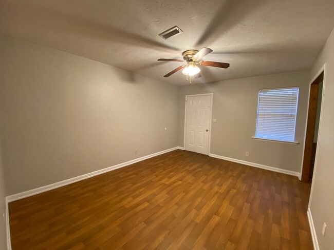 Photo - McCullars- 424 Unidad 16