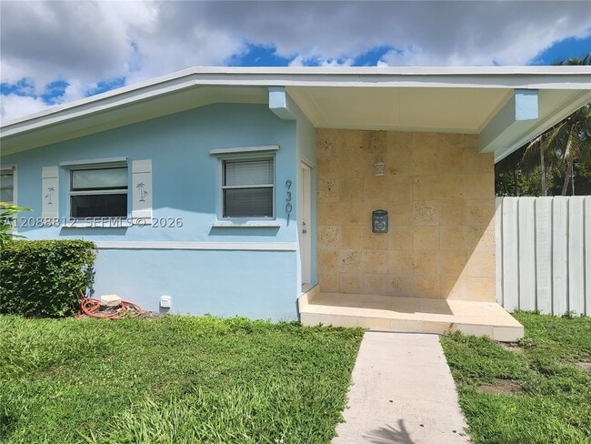 9301 SW 54th St