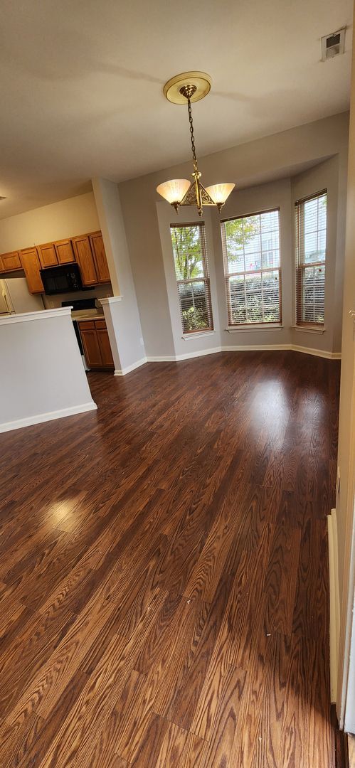 Photo - Greer, 2BD/2.5BA, 1480+/-SF Casa Adosada