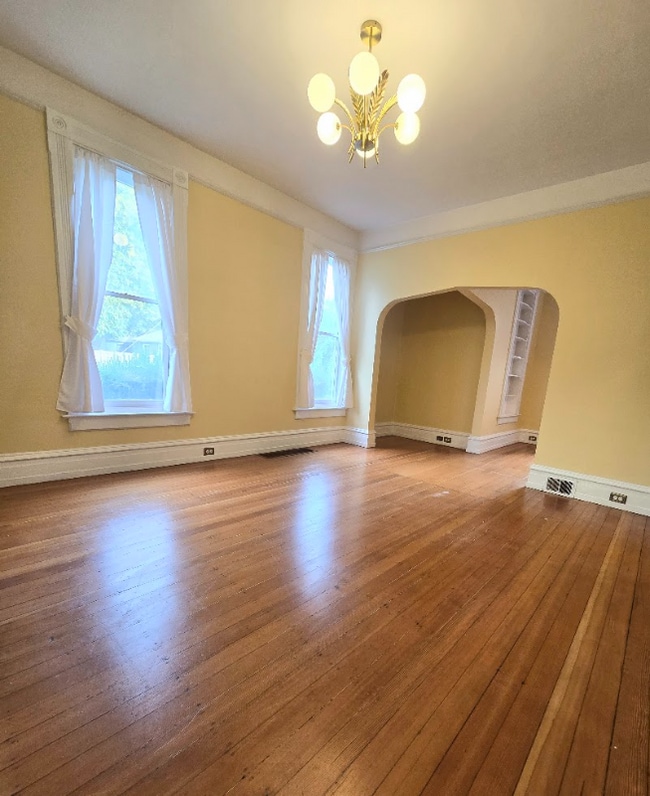 Photo - 10 S Bellevue Ave