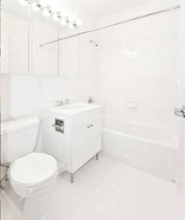 Photo - 1 bedroom in NEW YORK NY 10006 Unit 2104