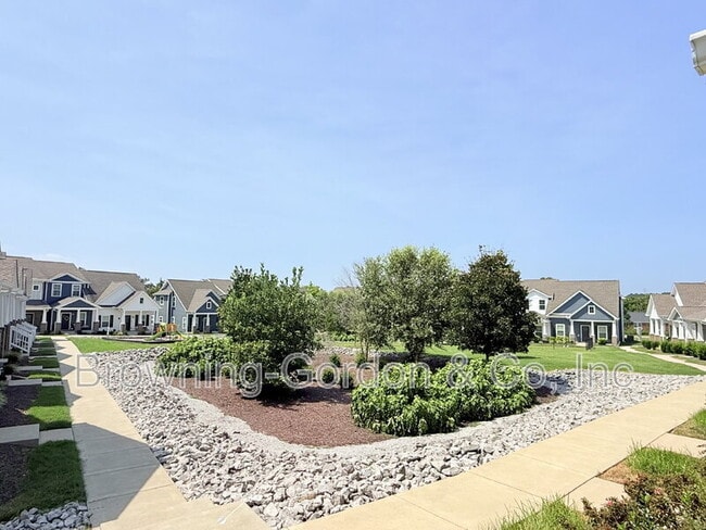 971 Ashland Pl Dr