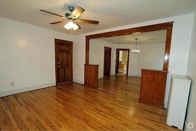 Building Photo - 77 Brantwood Rd Rental