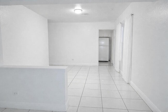 Photo - 2512 NW 9th Ct