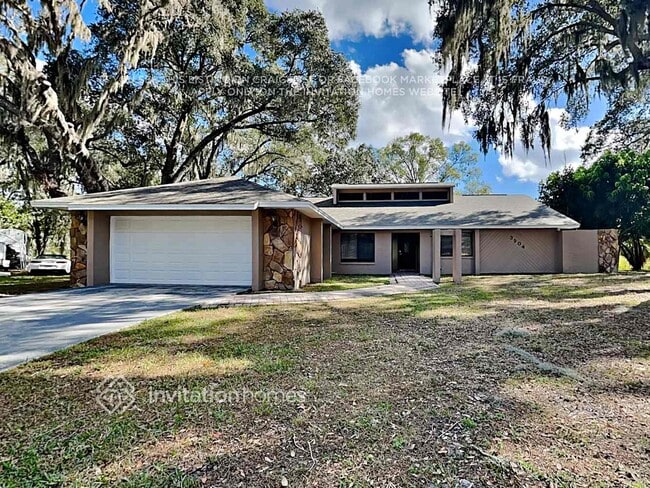 Building Photo - 3904 Butternut Ct