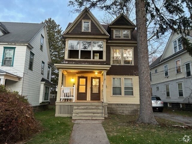 Building Photo - 715-17 Maryland Ave Rental