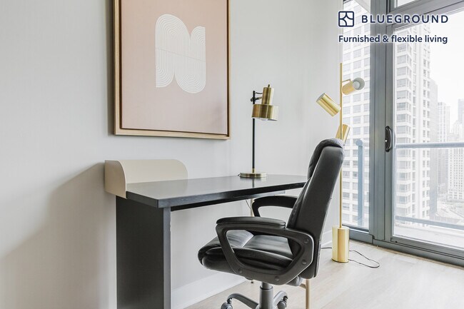 Photo - 505 N State St Unidad SI FL22-ID1142