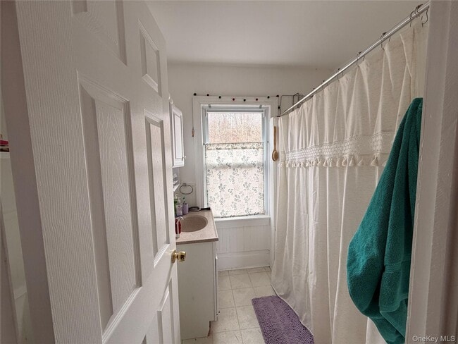 Photo - 67 Old Albany Post Rd Unit 4