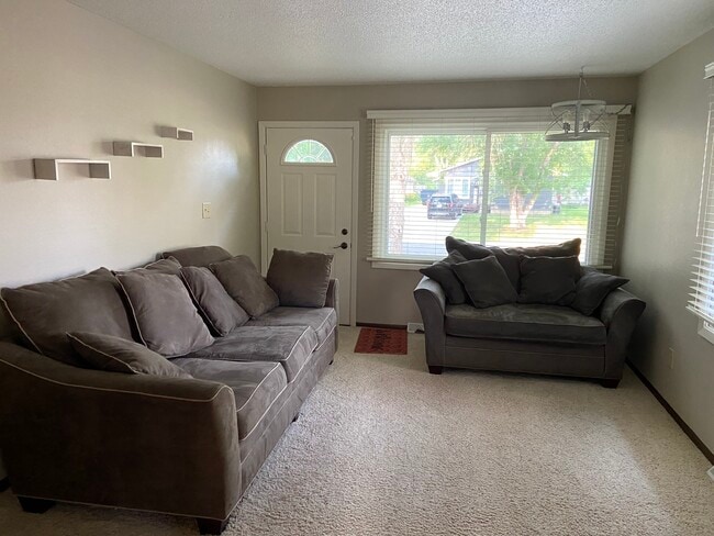 Photo - 151 5th Ave SE
