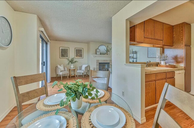 Building Photo - 2422 N Main St Unit Salinas Condo Available