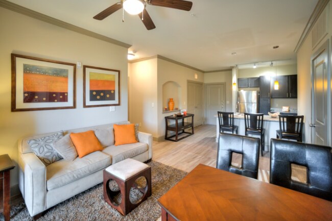 Photo - 6520 Jamail Dr Unit 105