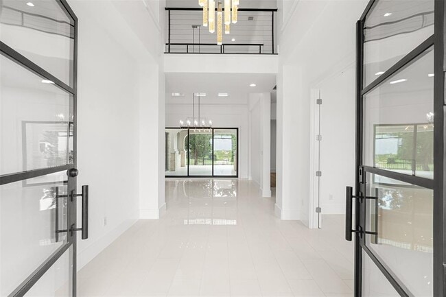 Photo - 702 Serene Estates Dr