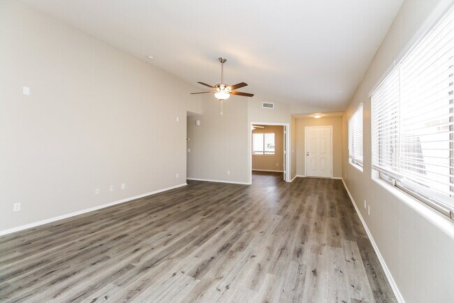 Photo - 5322 W Jessica Ln