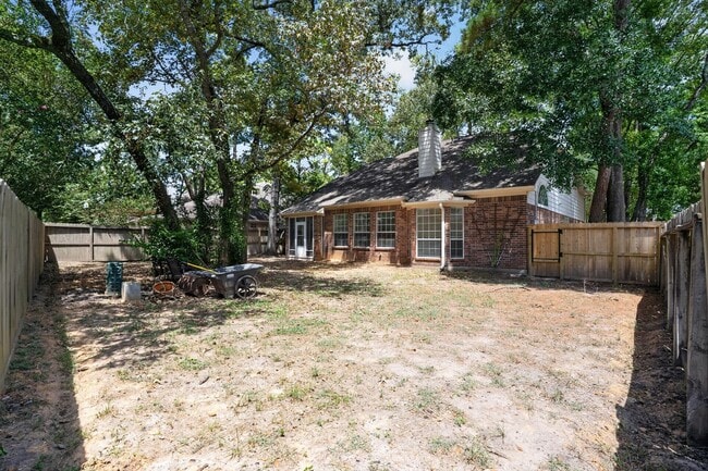 22 E Sterling Pond Cir