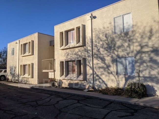 Photo - 3932 E Hayhurst Ln Unidad 4