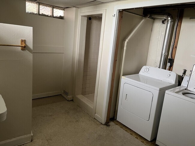 Photo - 631 Stoddard Ave