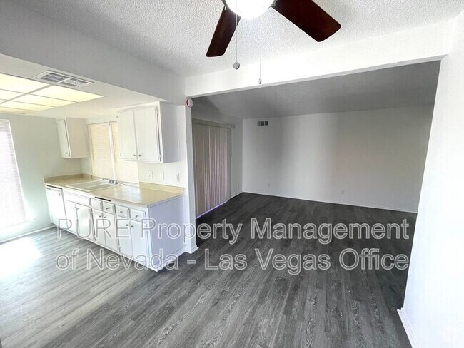 Building Photo - 1405 E Vegas Valley Dr Unit #294 BLDG 28 Rental
